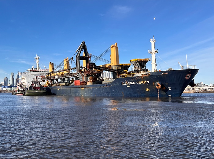 Algoma Verity aground