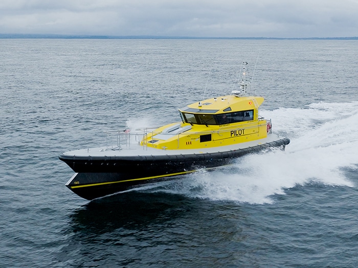 Hart Marine pilot boat